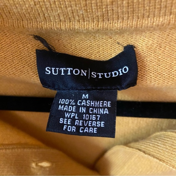 Sutton Studio 1/2 Buttoned 100% Cashmere Sweater Size M Mustard Quiet Luxury - Picture 7 of 8